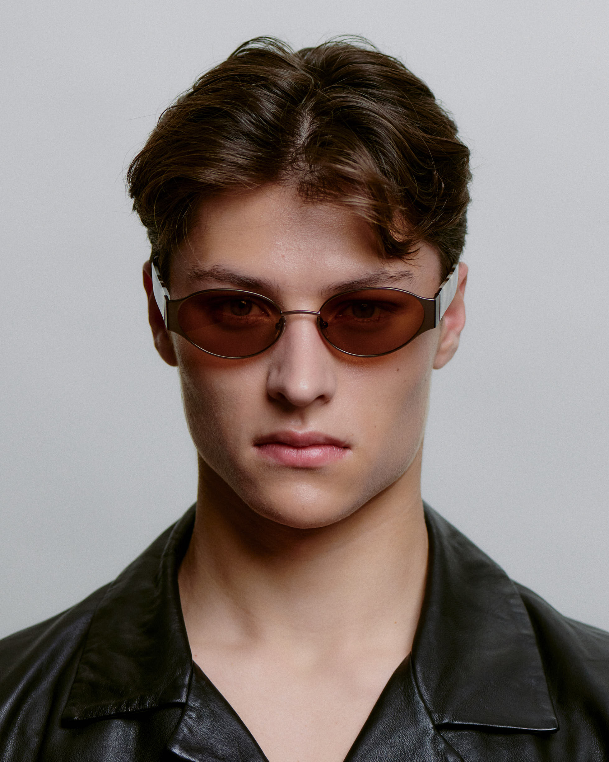 Brune metal cat-eye A.Kjærbede solbriller med brun glas og hængsler på herre