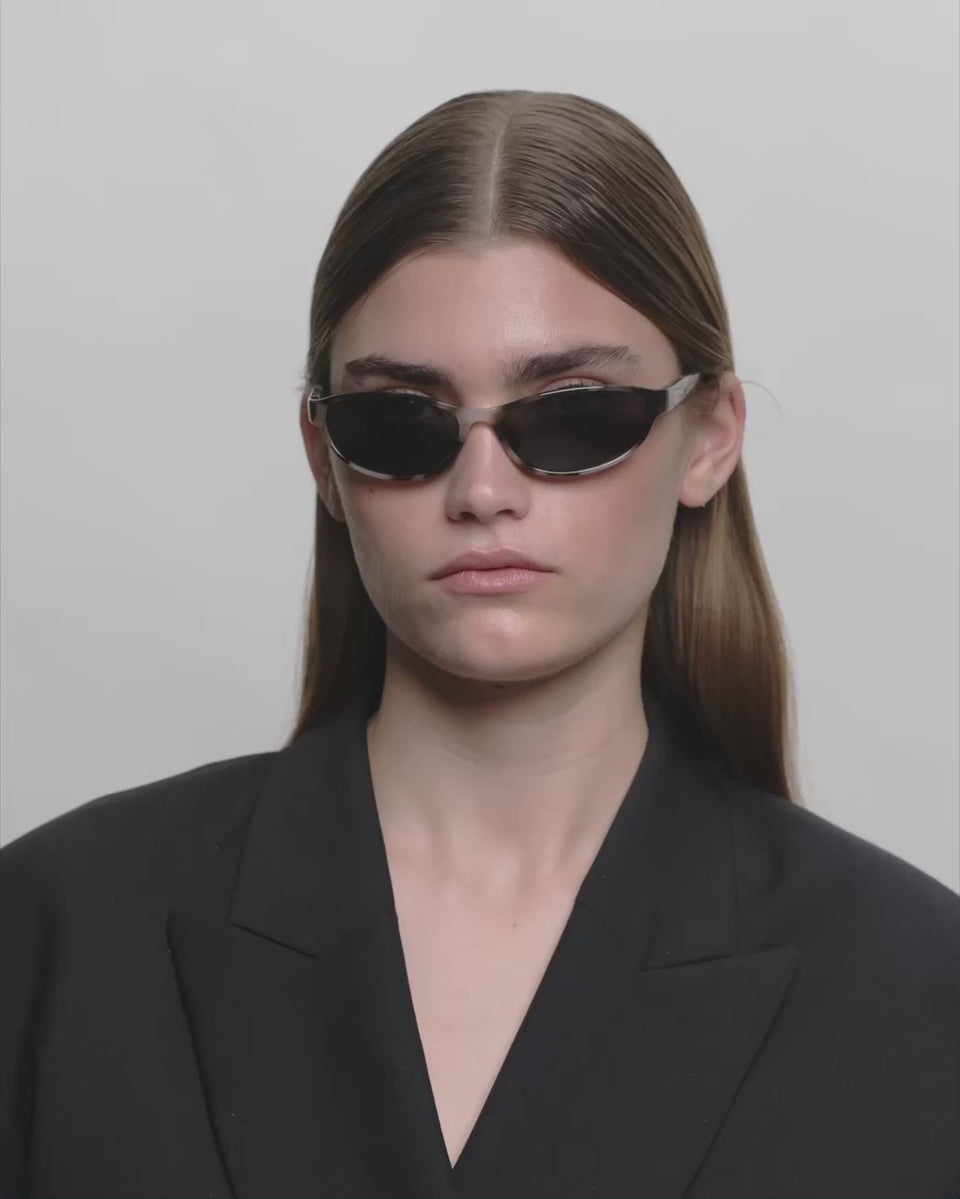 Brune Cat-eye A.Kjærbede solbriller med mørk glas - video dame